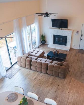 Rosewood Loft Entire Building
