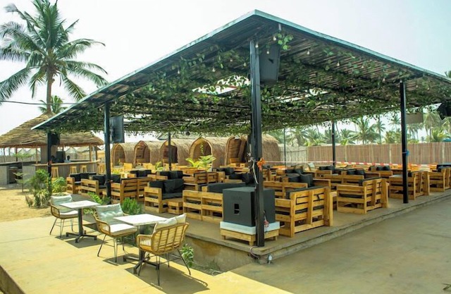 Rosh Beach Resort