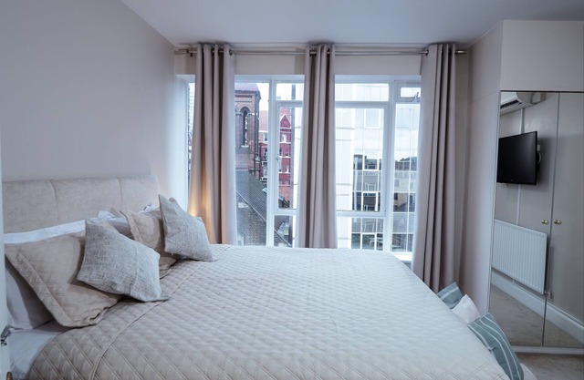 Royal 2 Bedroom Apartment