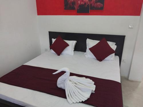 Royal Palace Airport hotel
