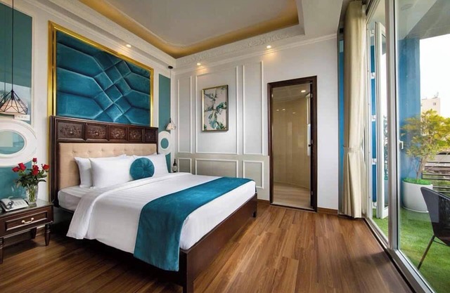 Royal Palace Hotel 3