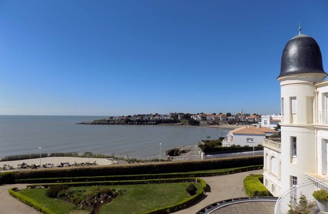 Royan PONTAILLAC - STUDIO FULL SEA VIEW - Ideal SMALL BUDGET