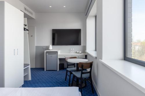 Roze Kurmajas Hotel