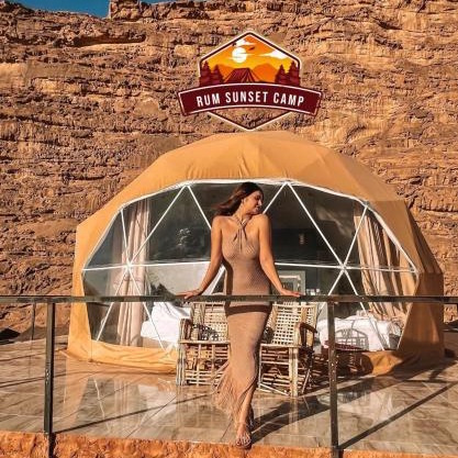 RUM SUNSET BUBBLES lUXURY CAMP