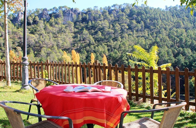 Rural apartment Aptos. Rural Tourism Las Maravillas for 5 people