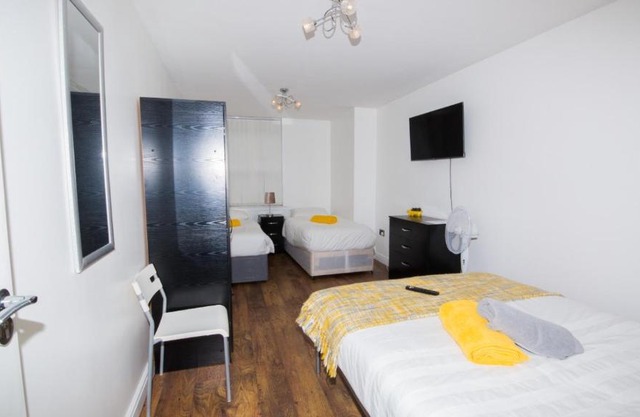 Rusholme Rooms 2