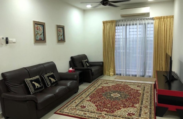 Rusnoor Homestay @ Alami Residensi 2-19-2