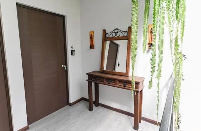 RusNovena Apartment #2- Zone 11