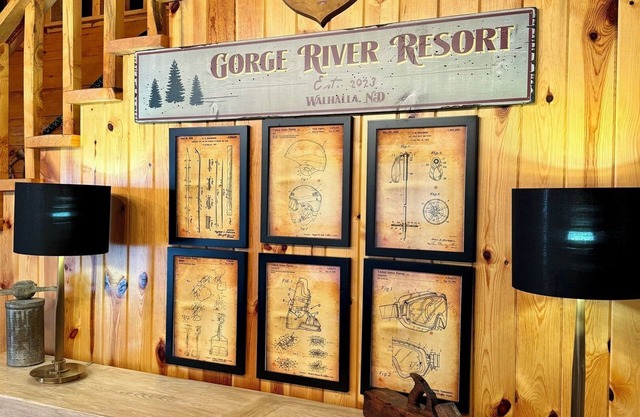 Rustic 5 Bedroom Gorge River Resort