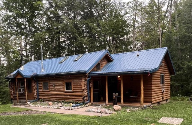 Rustic and Luxurious Retreat With Private Dock, Yard, Fire Pit! cabin