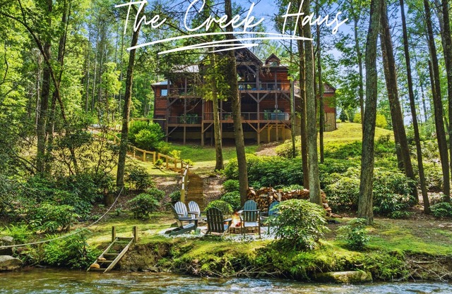 Rustic Lodge, Creek Access, HotTub, FirePit, Games