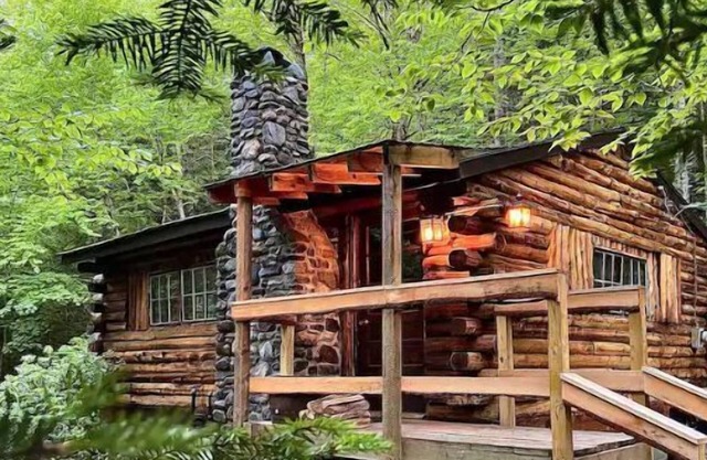 Rustic Log Cabin #7 - “Streamside”
