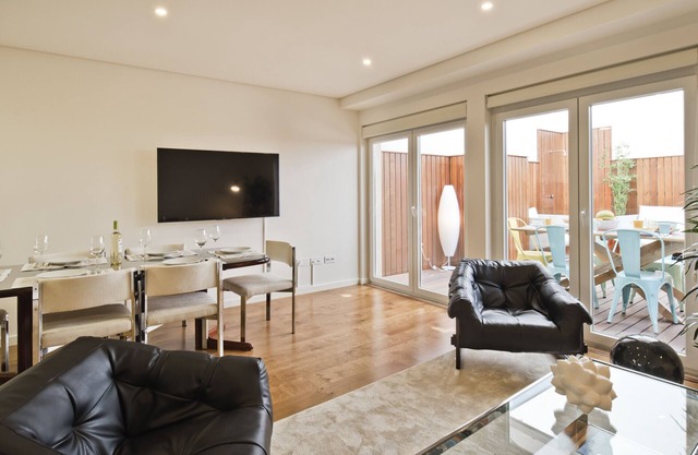 São Bento Terrace Apartment (C105)