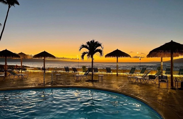 S150 SEPT/OCT-12th floor PENTHOUSE OCEANFRONT near Kaanapali Beach AC