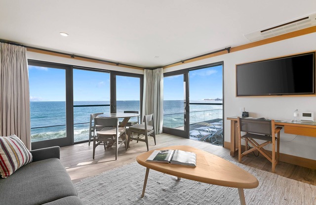 SA Beach Suites #6 - The Perfect Sandy 2 Bed Suite on Carbon Beach