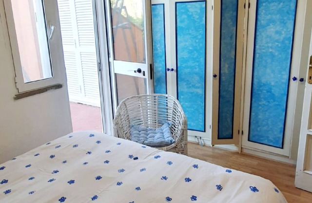 SABAUDIA (LT) - Sea within walking distance