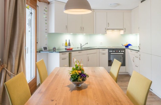 Sagogn Apartment, Sleeps 6 with WiFi