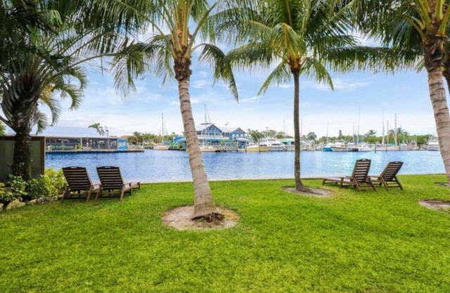Sailfish Suites - 11 - pet friendly!