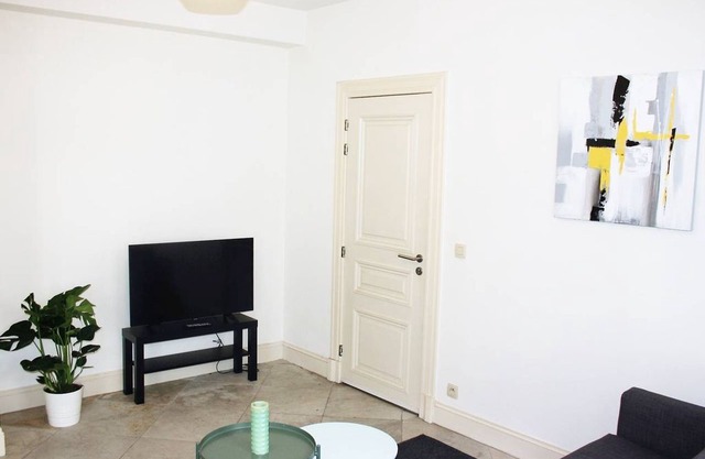 Saint Pauls Suite 38