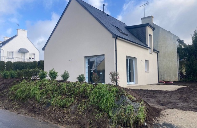 Sainte-Marine, house with garden, near the beach