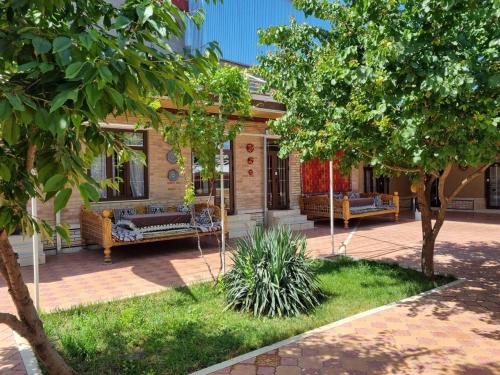 Salomat guest house