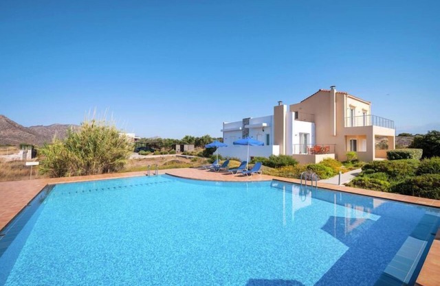 Saltwater Pool Flat in Chania