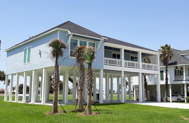 Salty Blue Mermaid Home