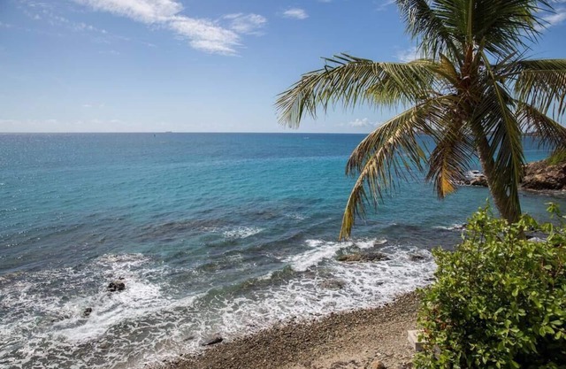 Salty Sway III - 1bed/1bath Beach House