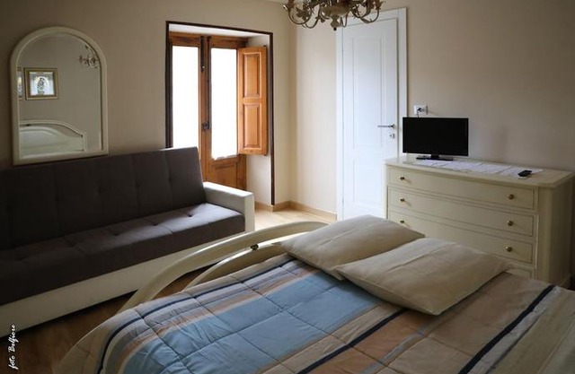 San Nicolò Holiday Home