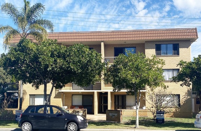 Sands Court Boyd 