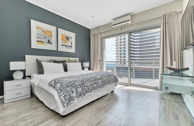 Sandton City-View Jade Luxury 2-bed Apartment