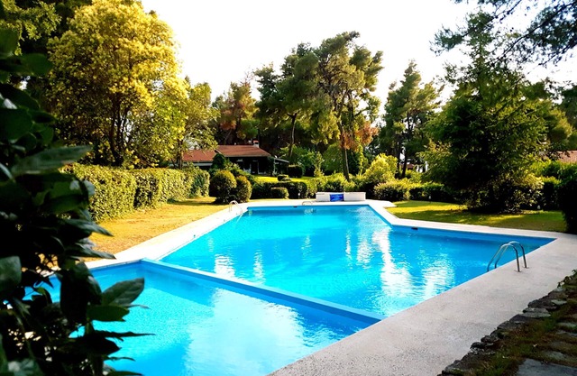 Sani Pool Beach Villa - Private Garden & Swimming Pool