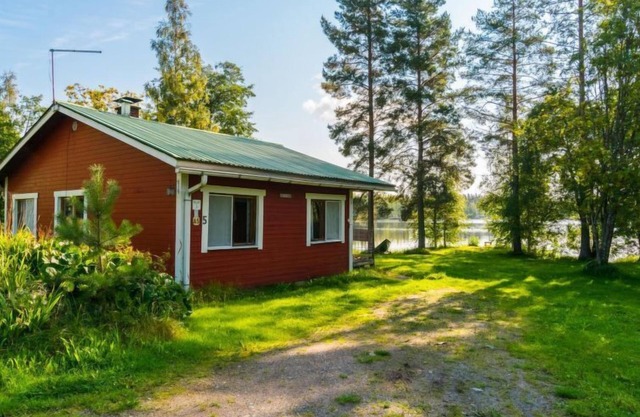 Saniainen 5 by Interhome