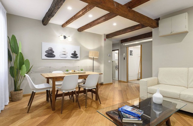 Santo Spirito: Florence's Residential Soul apartment