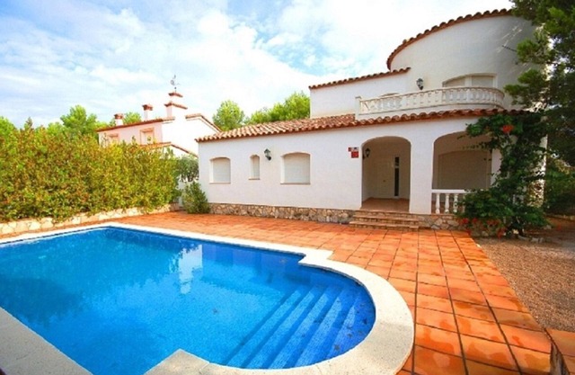 SAONA VILLAS (VN GALEA): villa for 6 people, private swimming pool, air co