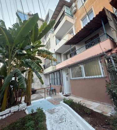 Saranda Garden Rooms