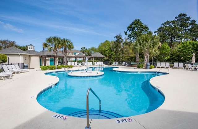 Savannah Shore #5 (P) Second Row Other Condo