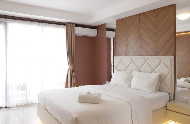 Scenic & Stylish Studio Apartment at Tamansari Tera Residence By Travelio