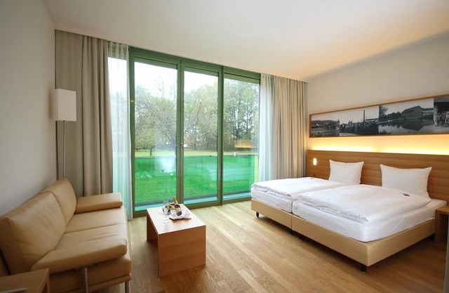 Schlossparkhotel Mariakirchen