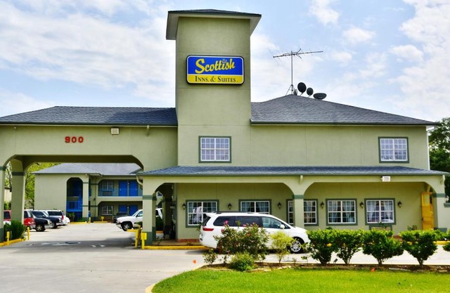 Scottish Inn and Suites Alvin