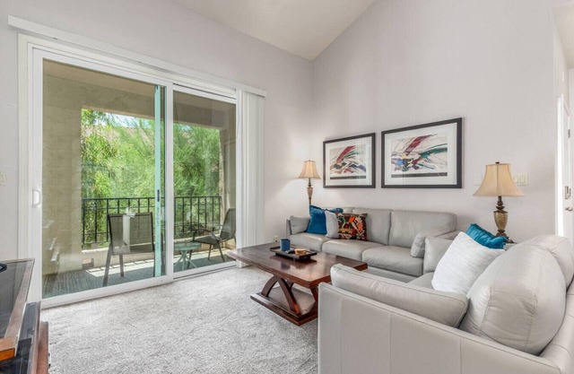 Scottsdale-2Bedroom w/Pickleball
