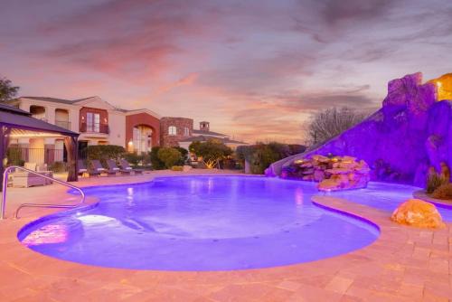 Scottsdale 9BR HoZho Haven