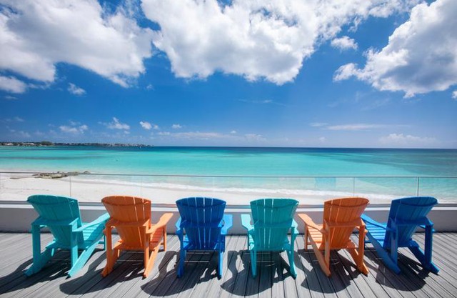 Sea Breeze Beach House All Inclusive by Ocean Hotels
