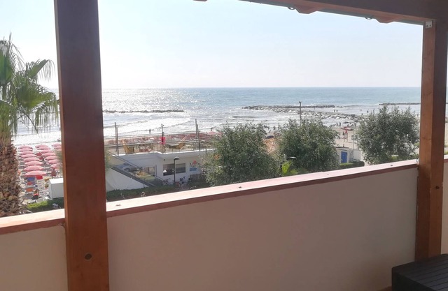 SEA FRONT PENTHOUSE