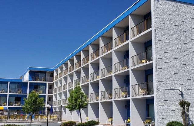 Sea Hawk Motel