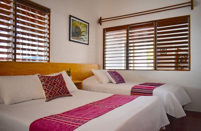 Sea view apartment for 6-8 people (#9)