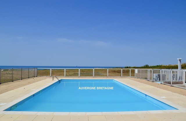 Sea view Guidel beach heated pool vacation cottage Brittany seaside