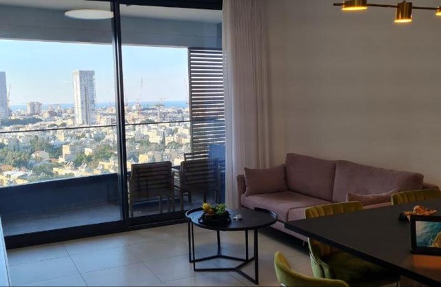 Sea view Luxury Tower Supreme apt