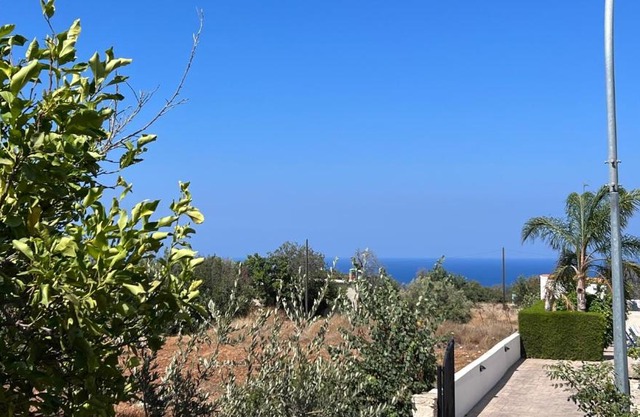 Sea-View Stone House Neo Chorio