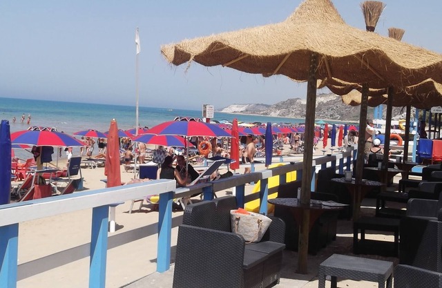 SEA VIEW TERRACE 18KM FROM AGRIGENTO AND 12 FROM THE SCALA DEI TURCHI.WI-FI
